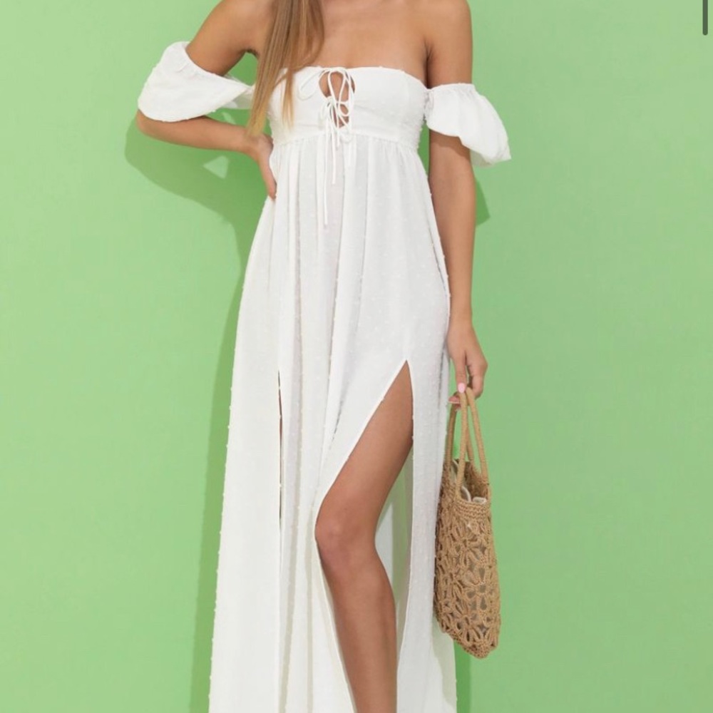 Felicity Dotted Off The Shoulder Maxi in White L Bridal